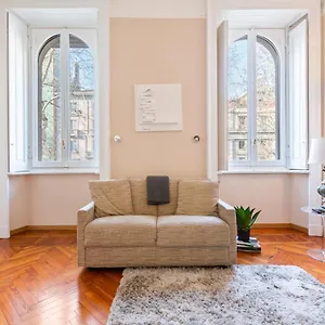  Apartment Porta Romana Cozy Italy
