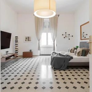 Luxury Spagna , Rzym Włochy